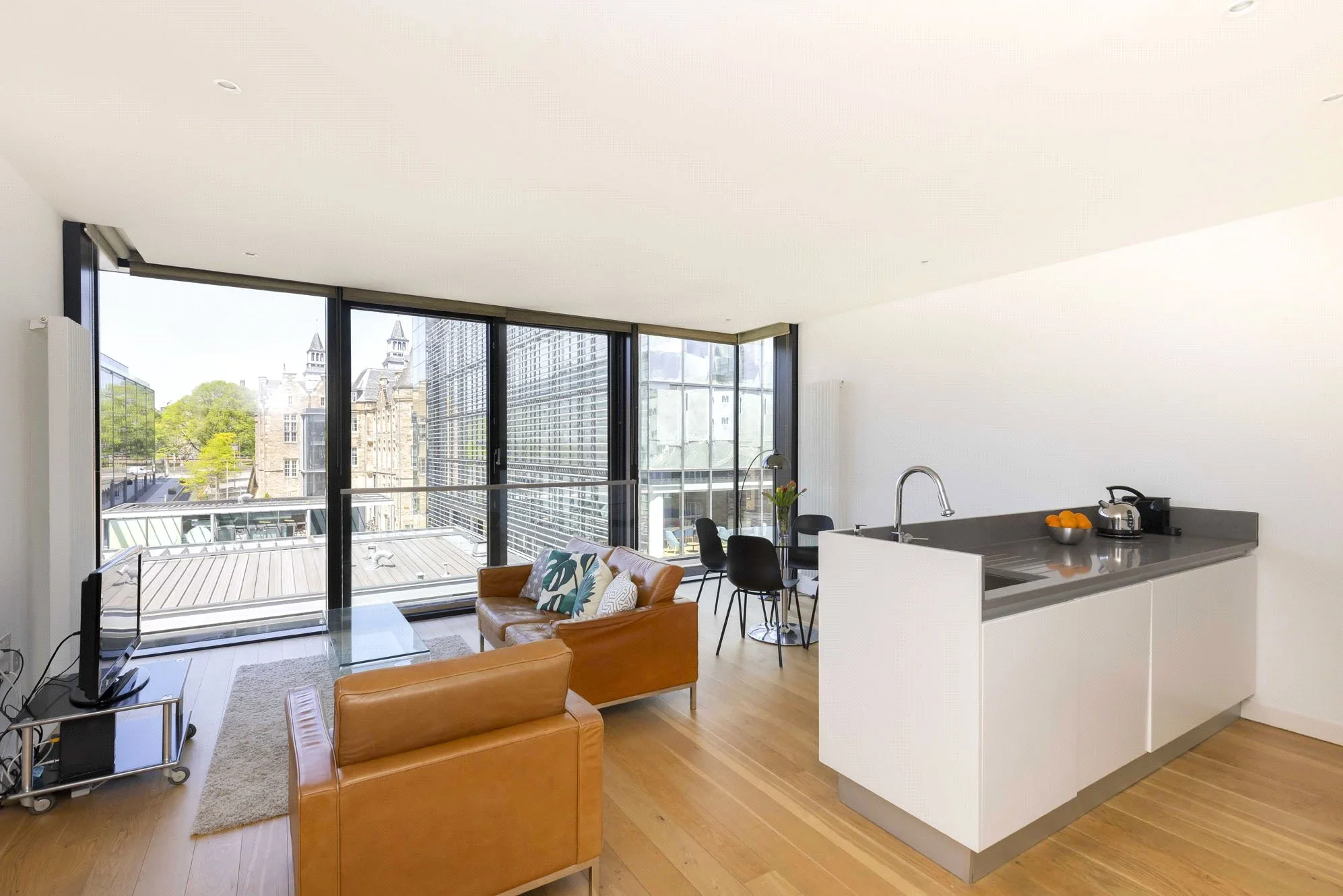 Flat Simpson Loan in City of Edinburgh