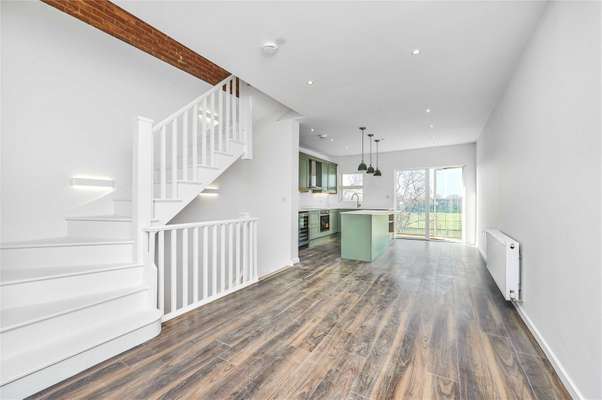 House Nursery Road in Greater London