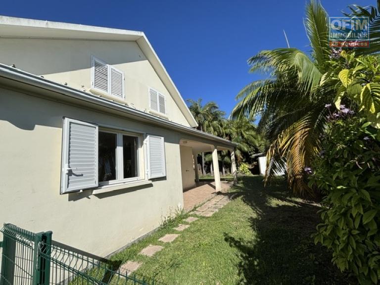 House Avenue du Corps Franc de la Montagne Noire in Saint-Denis