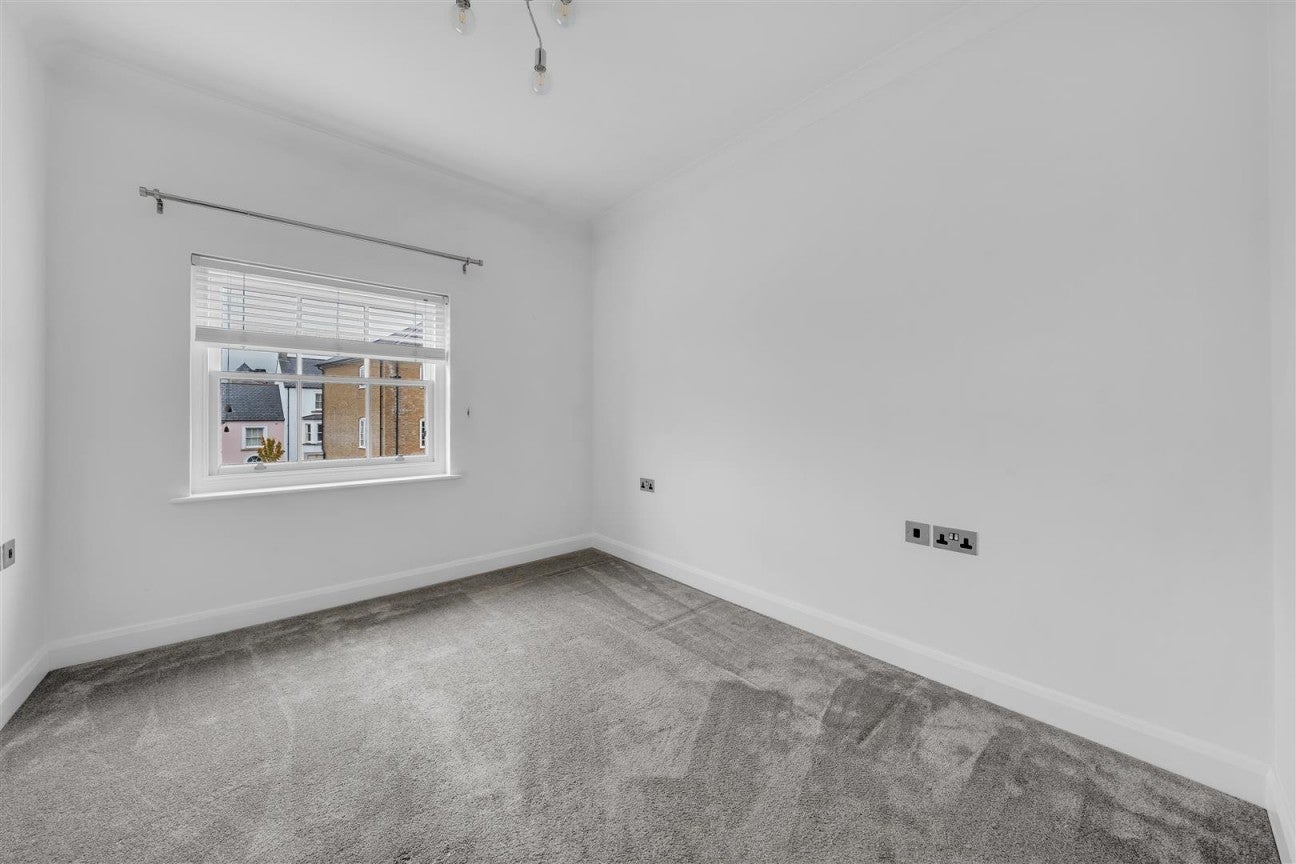 Flat Buttermarket in Dorchester