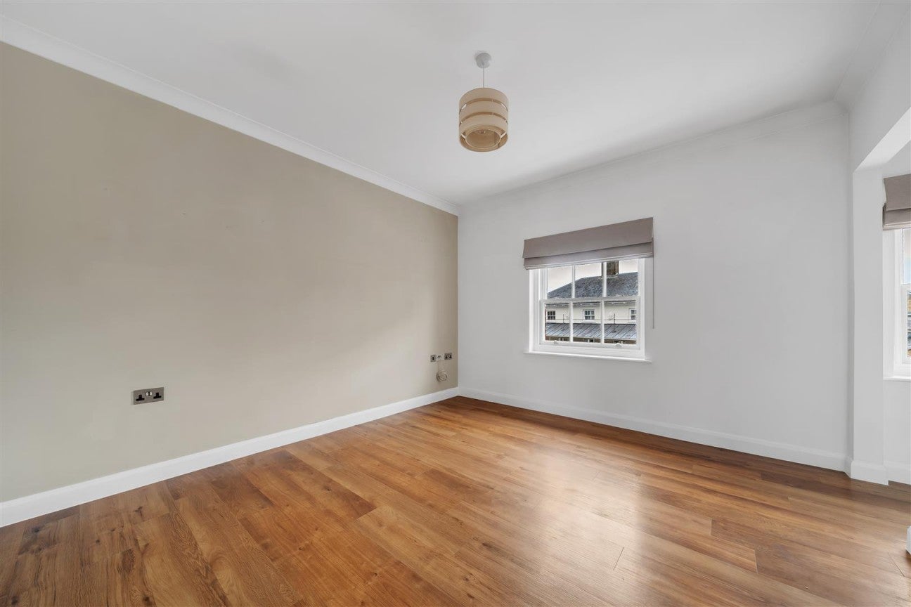 Flat Buttermarket in Dorchester