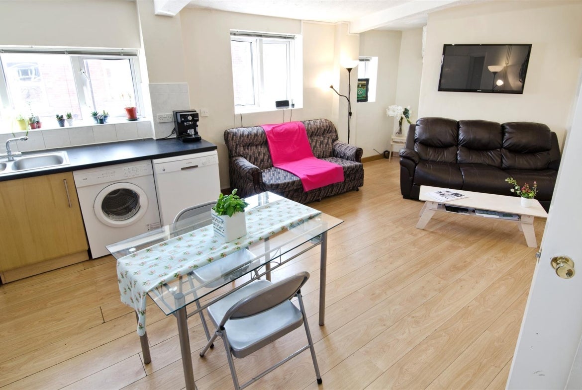 Flat Ecclesall Road in Sheffield