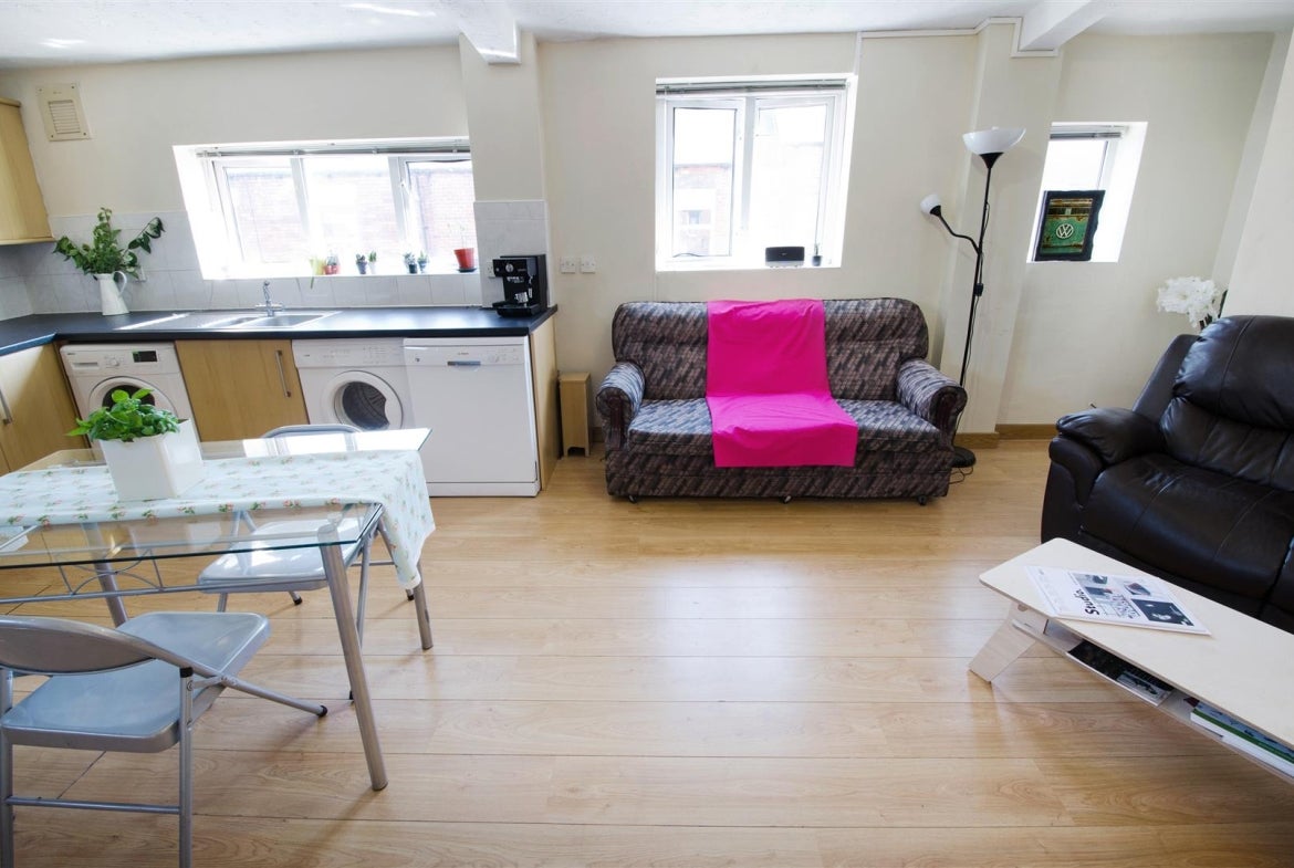 Flat Ecclesall Road in Sheffield