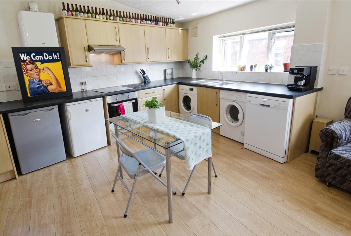Flat Ecclesall Road in Sheffield