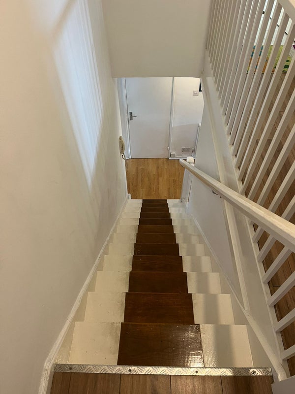 Room Earlsferry Way in Greater London
