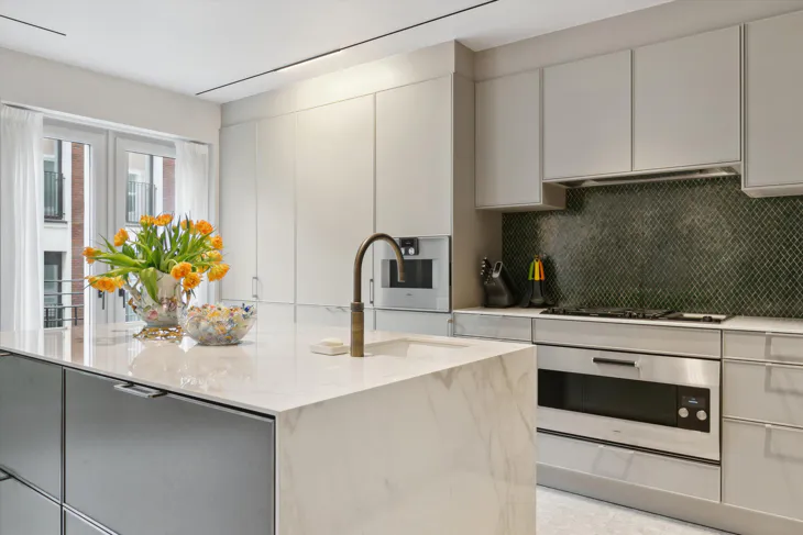 Flat York Passage in Greater London