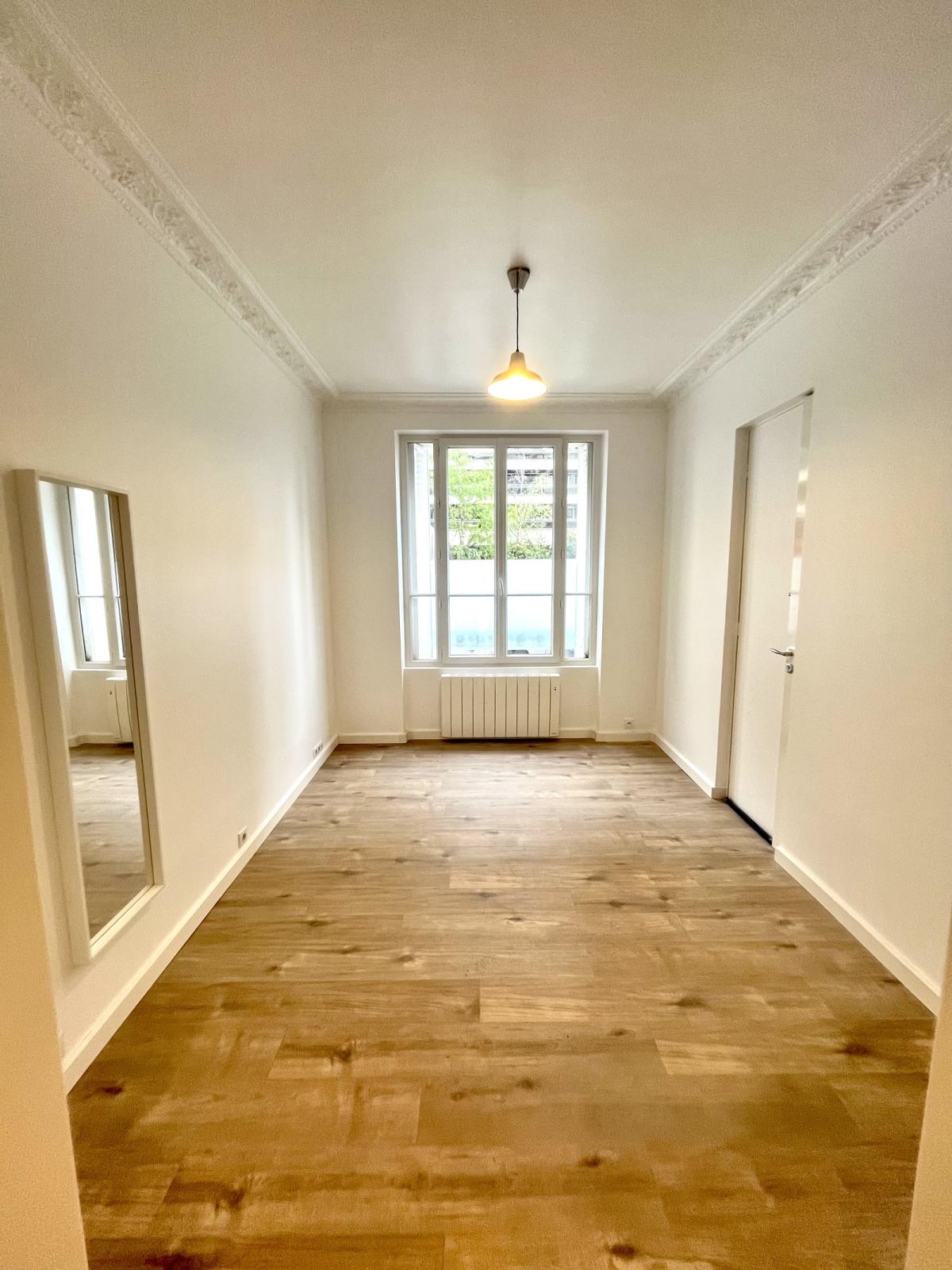 Appartement Rue de l'Église à Paris