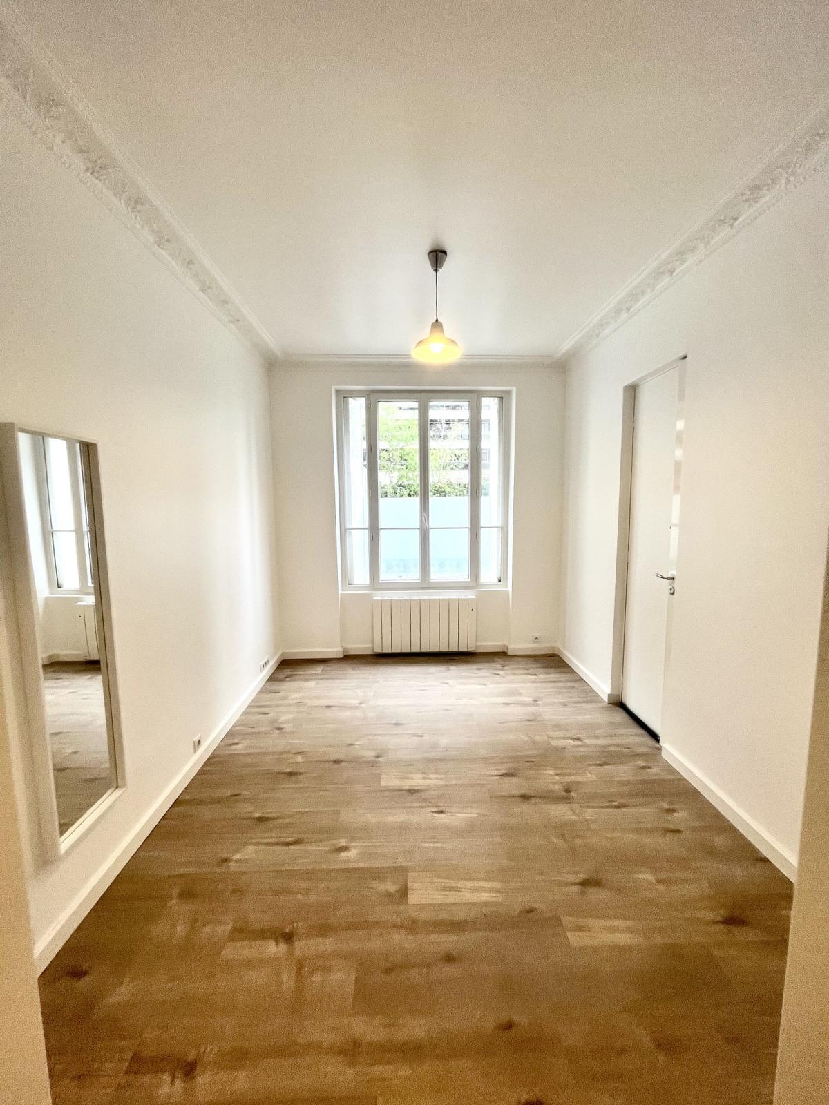 Appartement Rue de l'Église à Paris