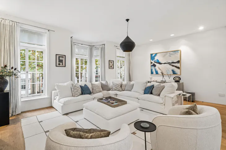 House The Vale in Greater London