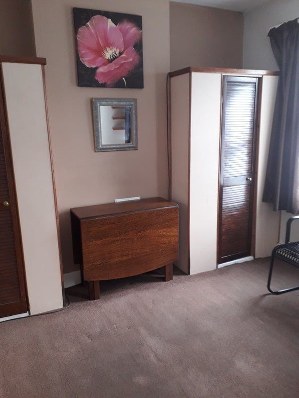 Room Rosebank Road in Greater London