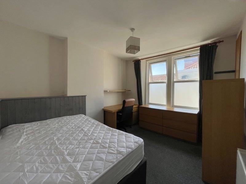 Room Queen Street in Bristol