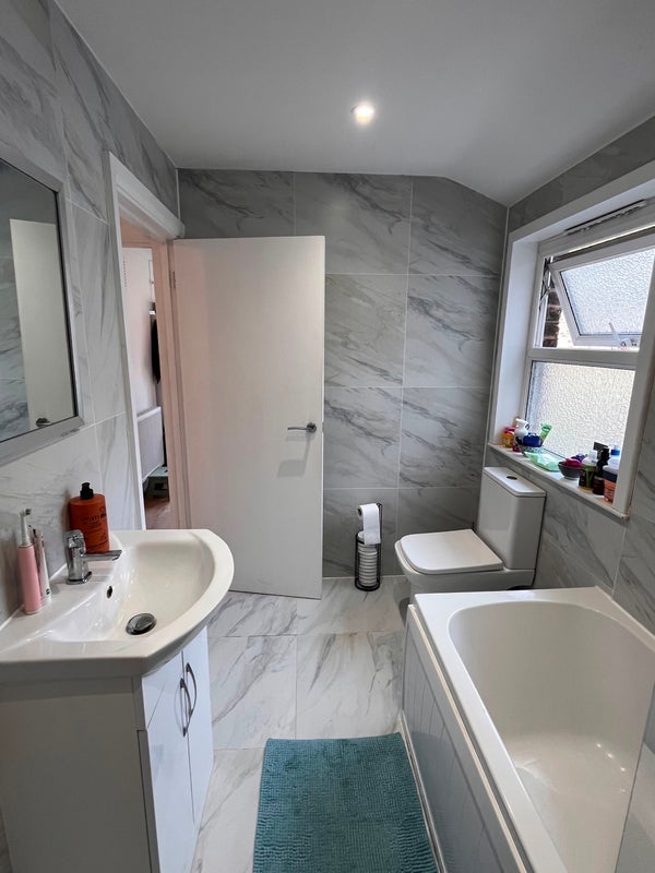 Room Shenley Road in Greater London
