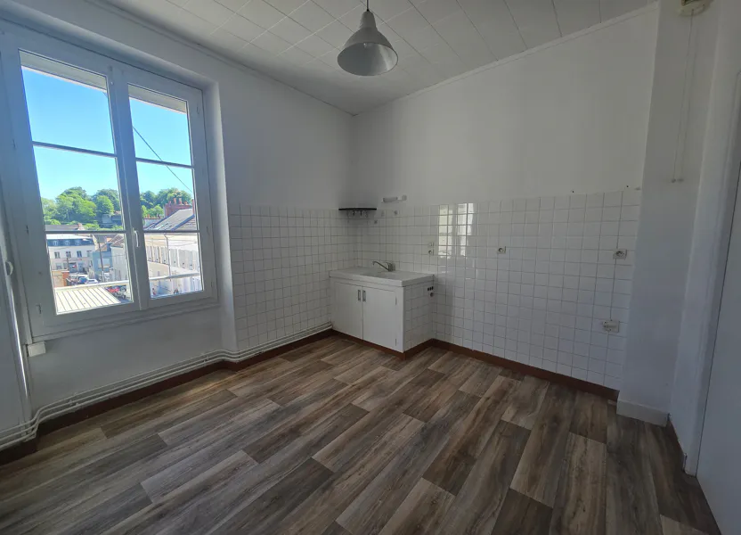 Flat Rue Racine in Château-Thierry