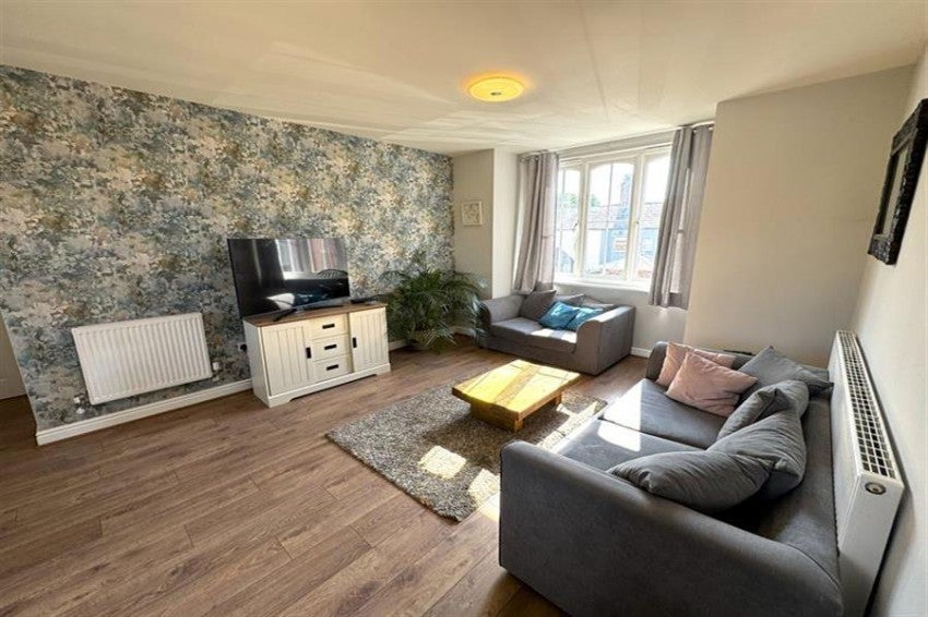 Flat Thorneyholme Drive in Knutsford