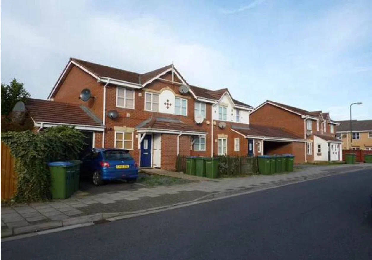 House Newmarsh Road in Greater London
