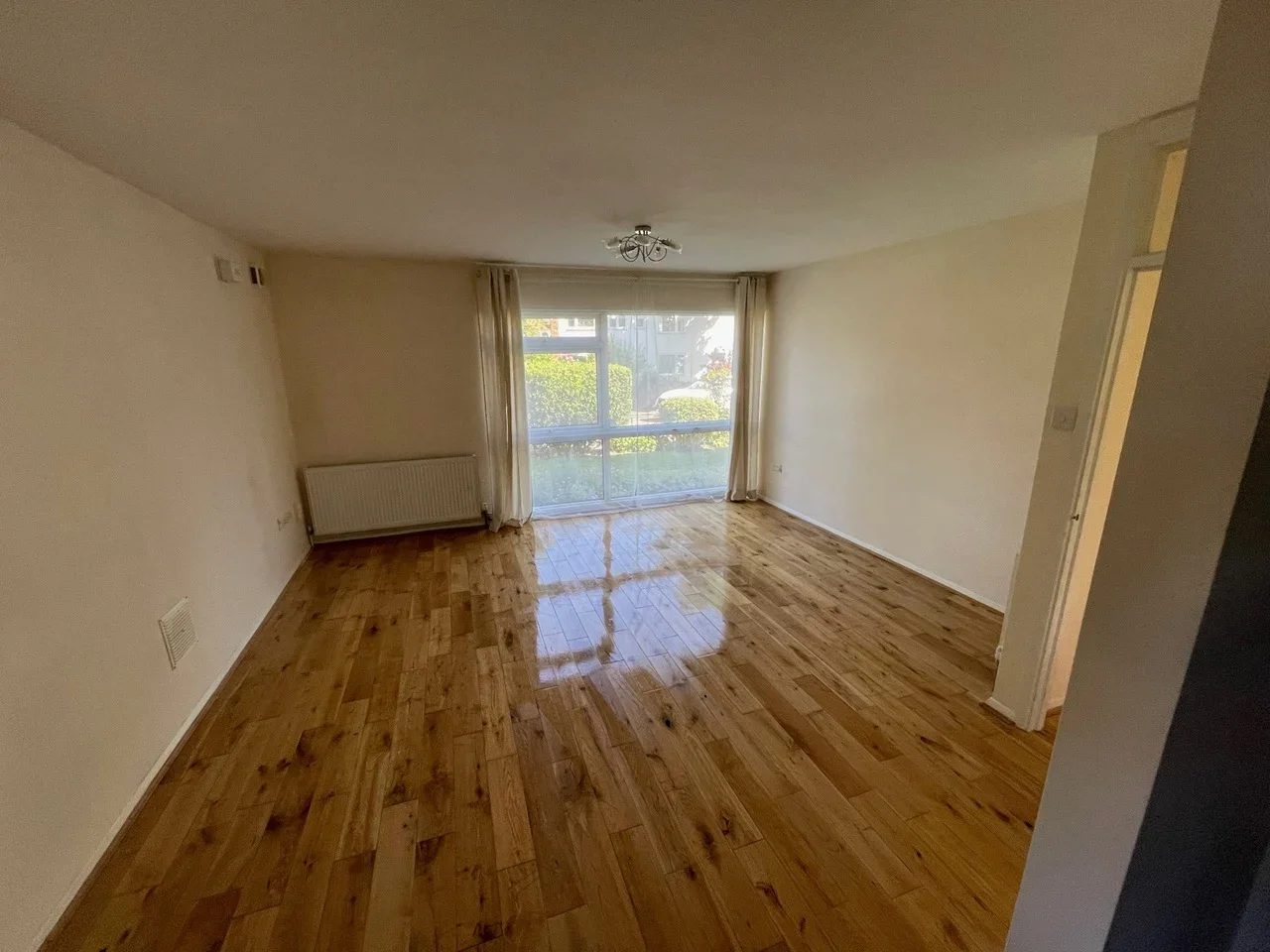 Flat Glengall Road in Greater London