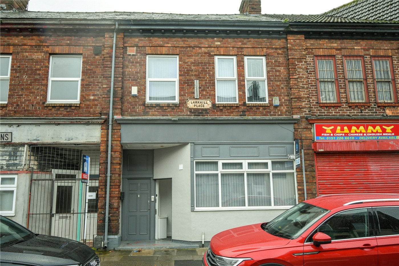 Flat Larkhill Place in Liverpool