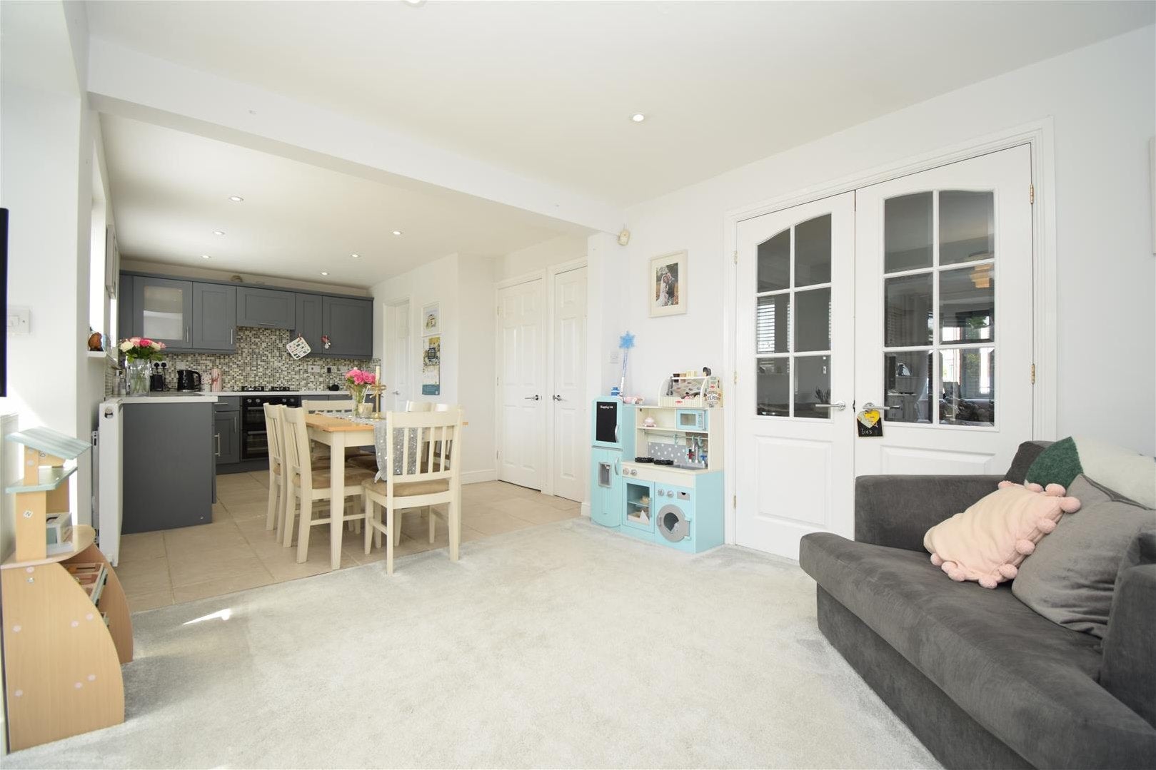House Whinmoor Drive in Kirklees