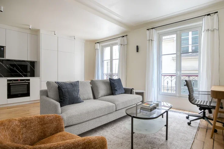 Appartement Rue la Condamine à Paris