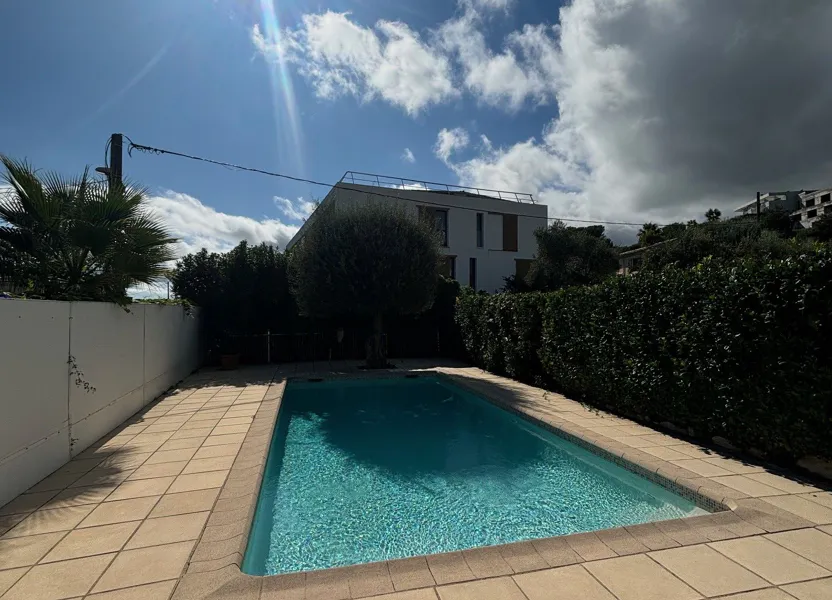 Appartement Avenue Jacques Chirac à Villeneuve-Loubet