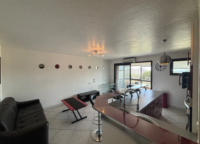 Appartement Avenue Jacques Chirac à Villeneuve-Loubet