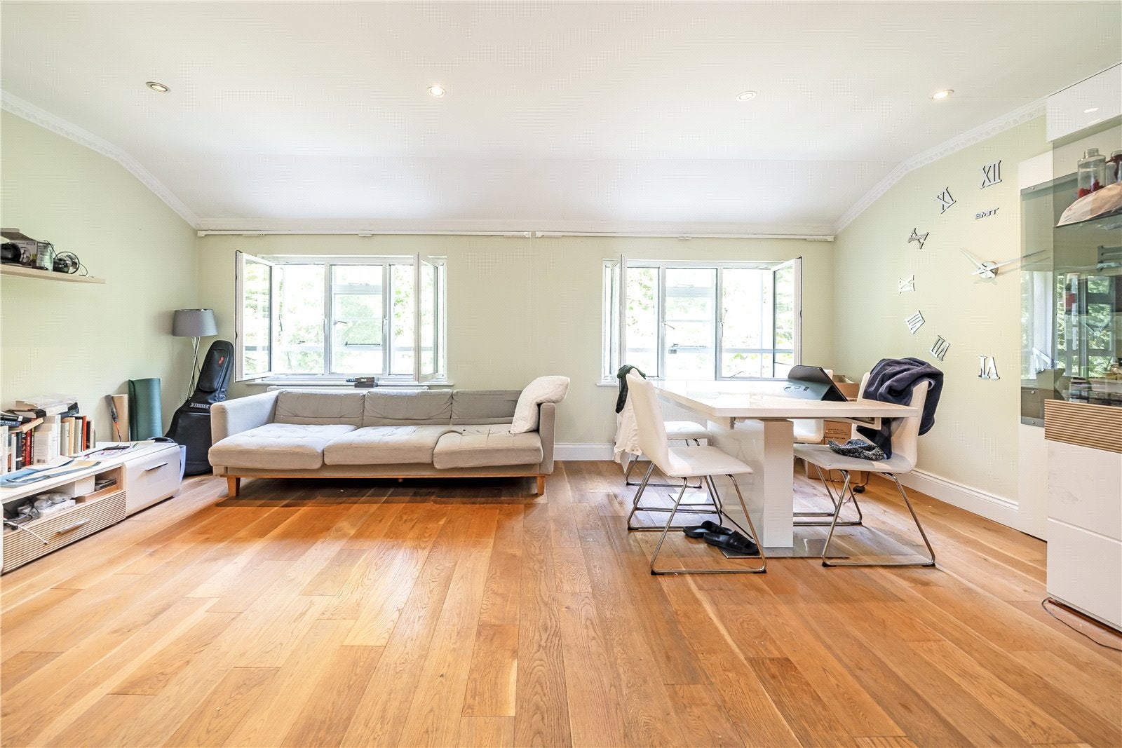 Flat Sussex Gardens in City of Westminster