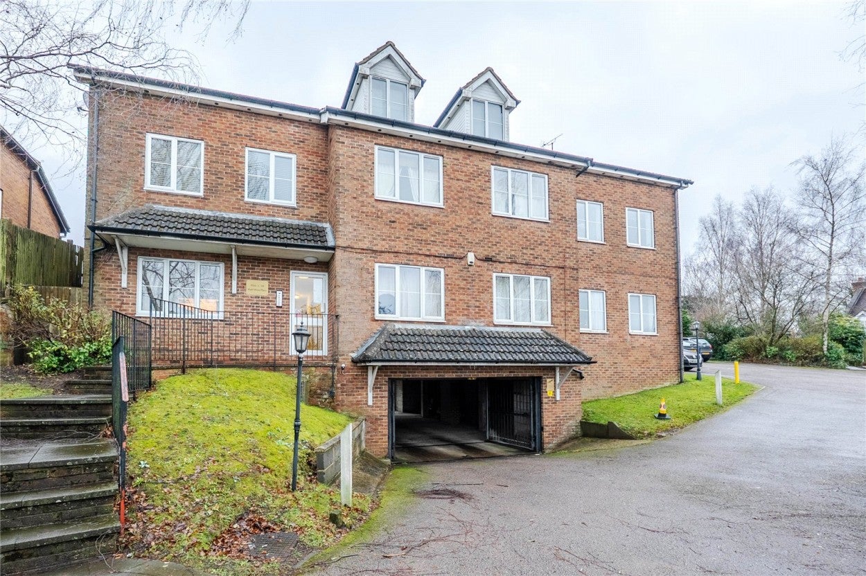 Flat London Road in Dunstable