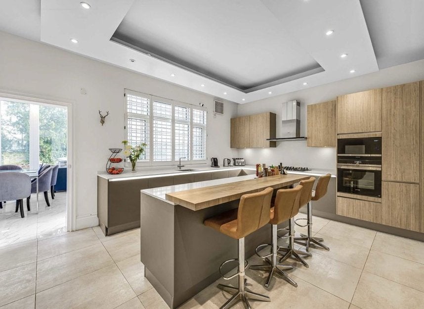 House The Grove in Greater London
