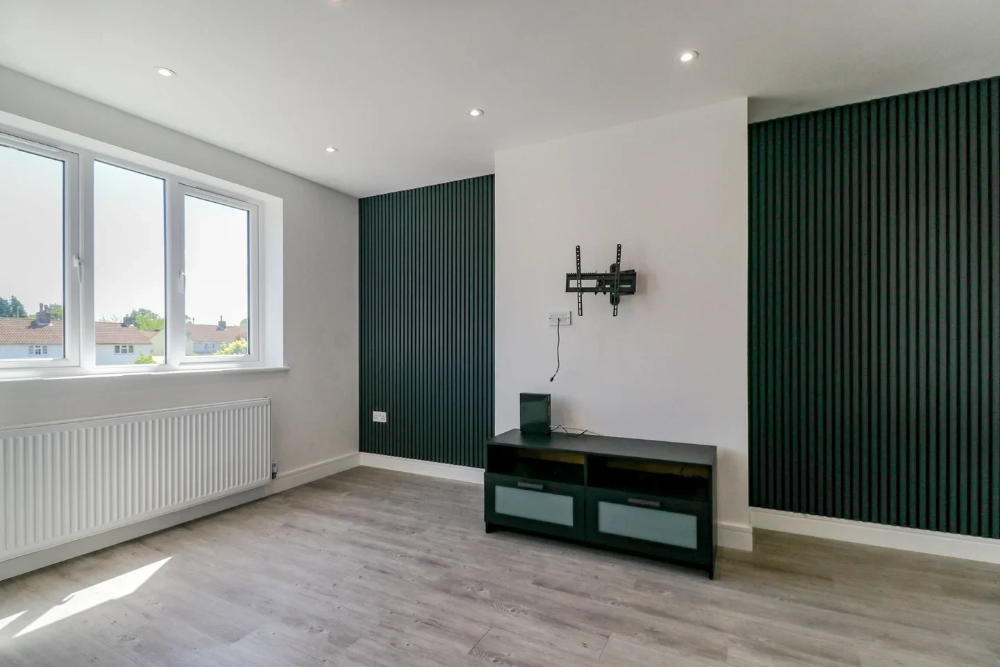 Flat Crawford Road in Welwyn Hatfield