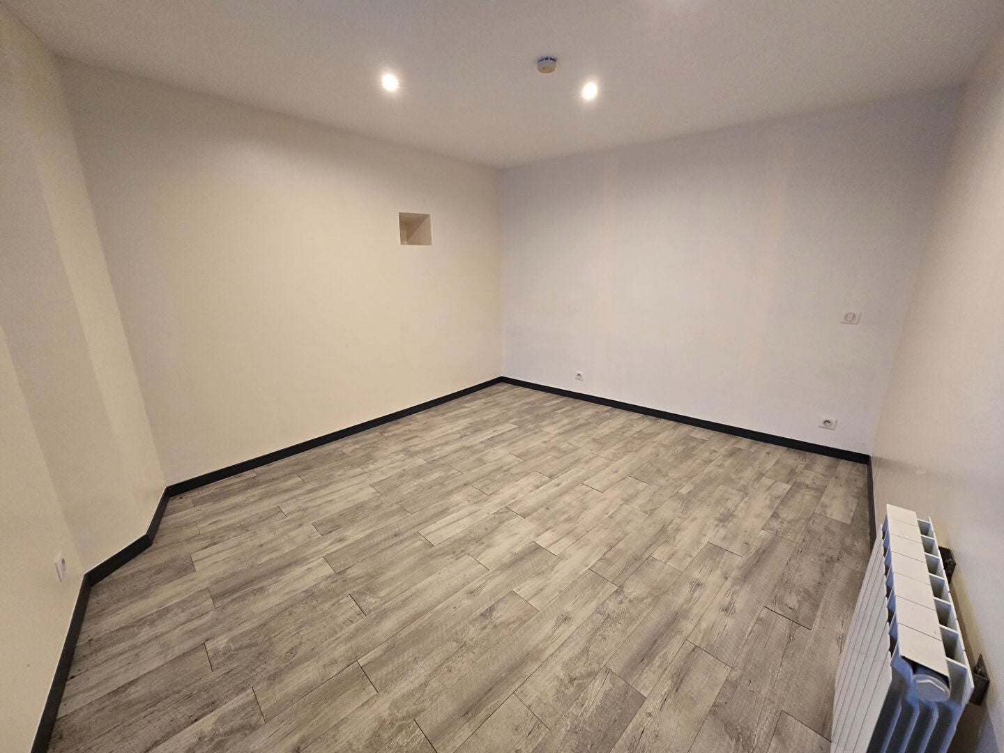 Appartement Chemin Latéral à Isles-les-Meldeuses