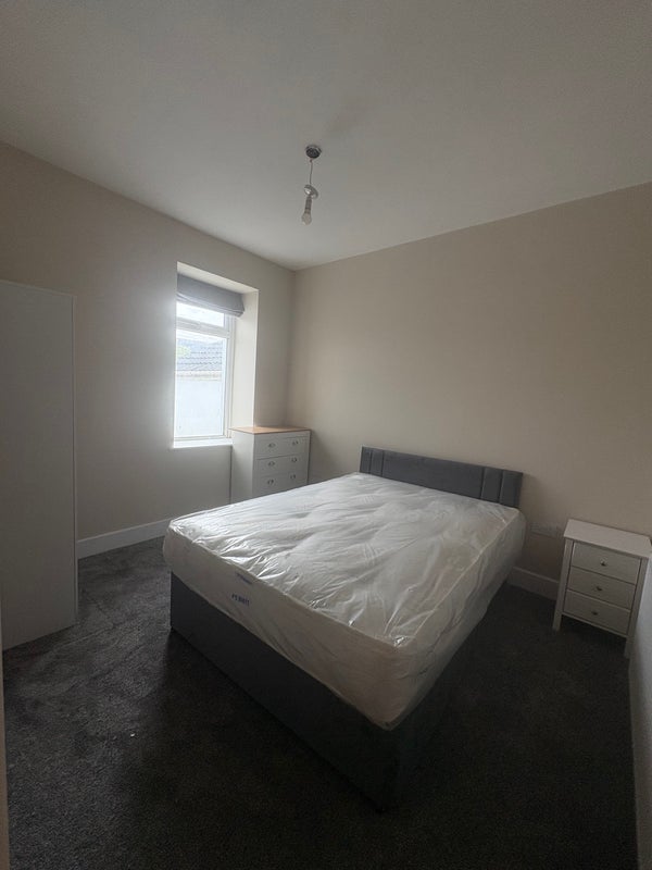 Room Wyndham Crescent in Cardiff