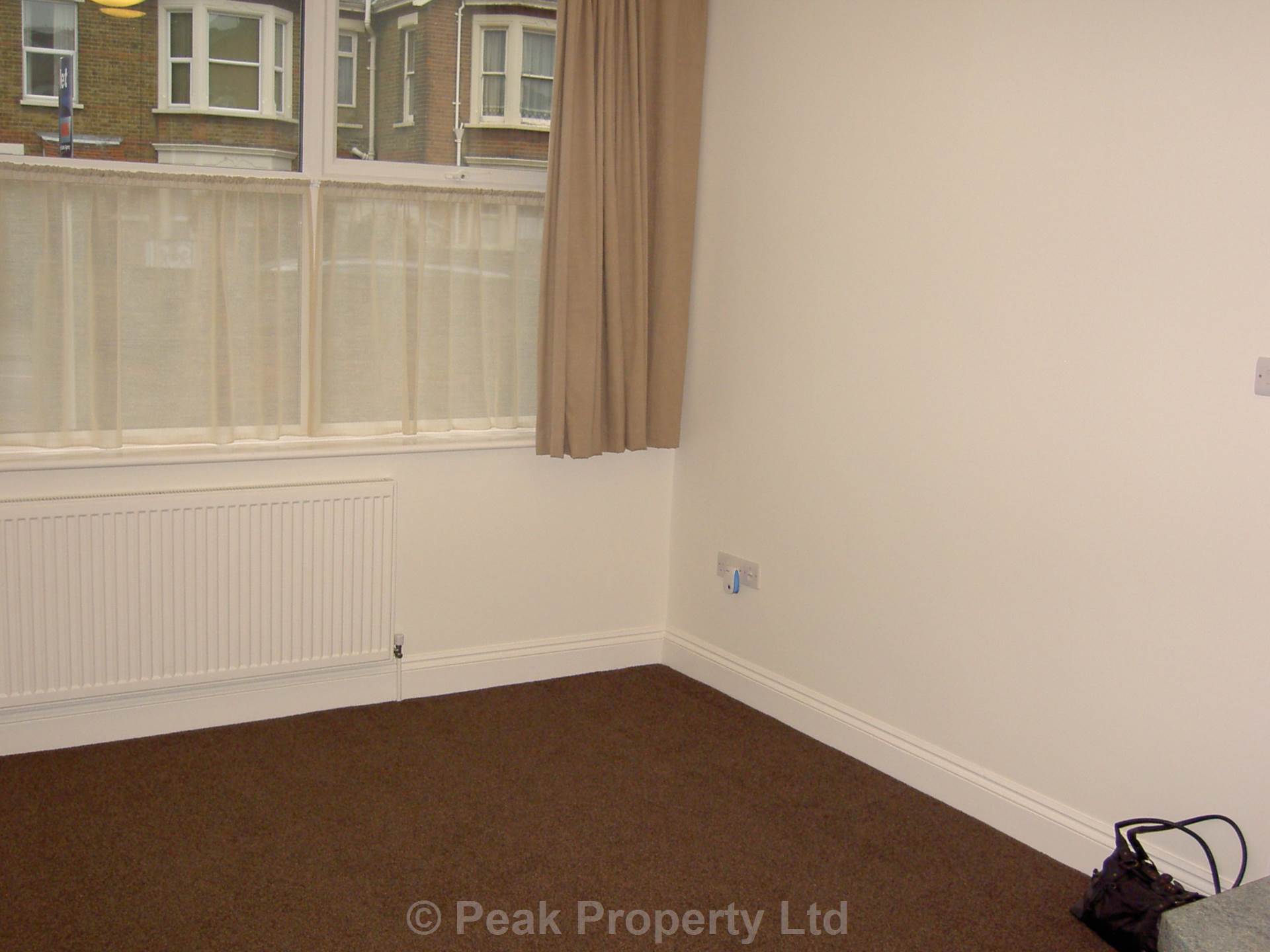 Flat Cheltenham Road in Southend-on-Sea
