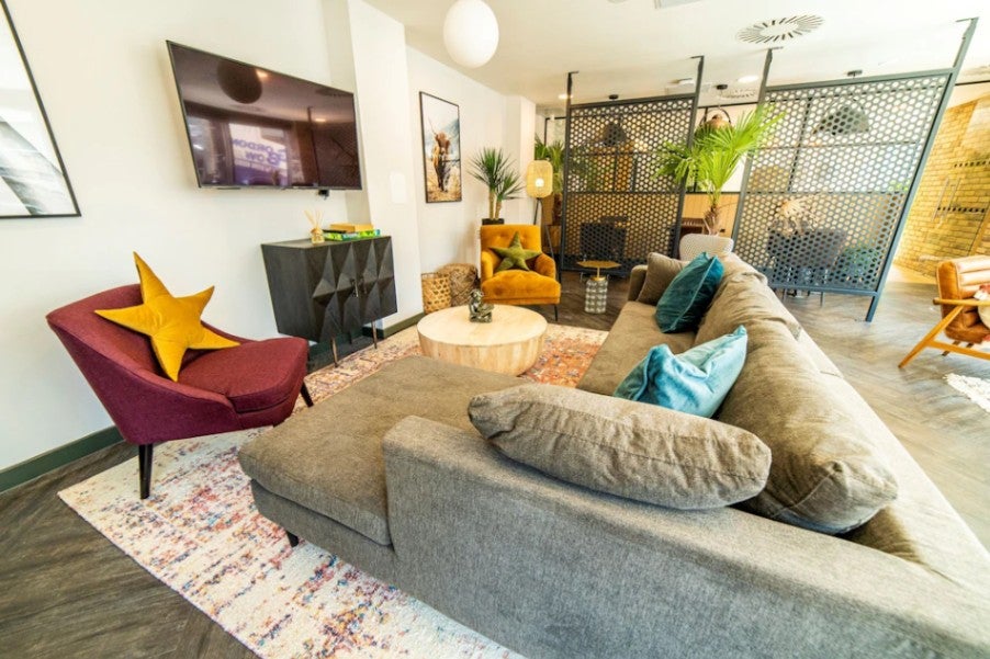Flat Calton Wynd in City of Edinburgh