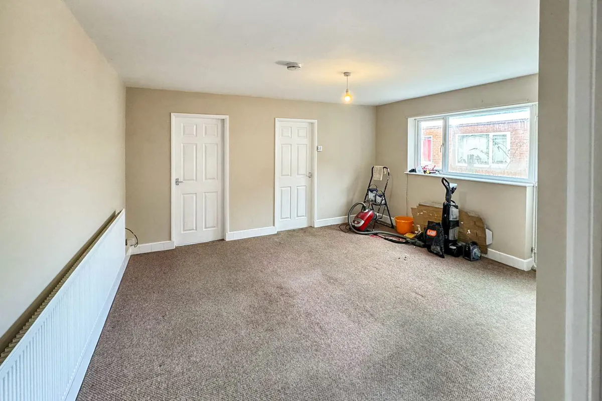 Flat Laburnum Drive in West Lindsey
