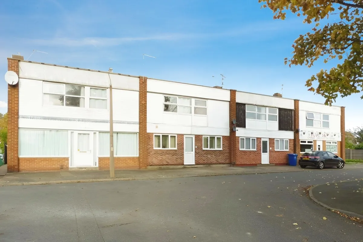 Flat Laburnum Drive in West Lindsey