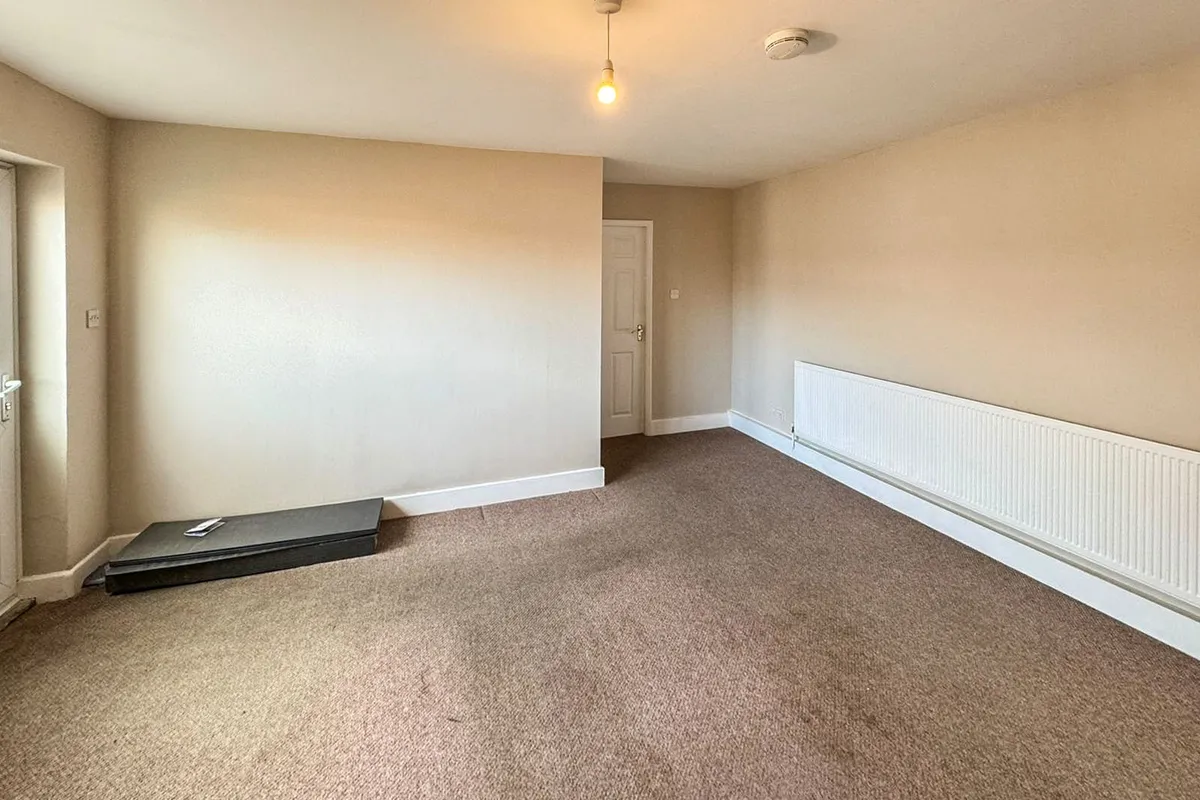 Flat Laburnum Drive in West Lindsey