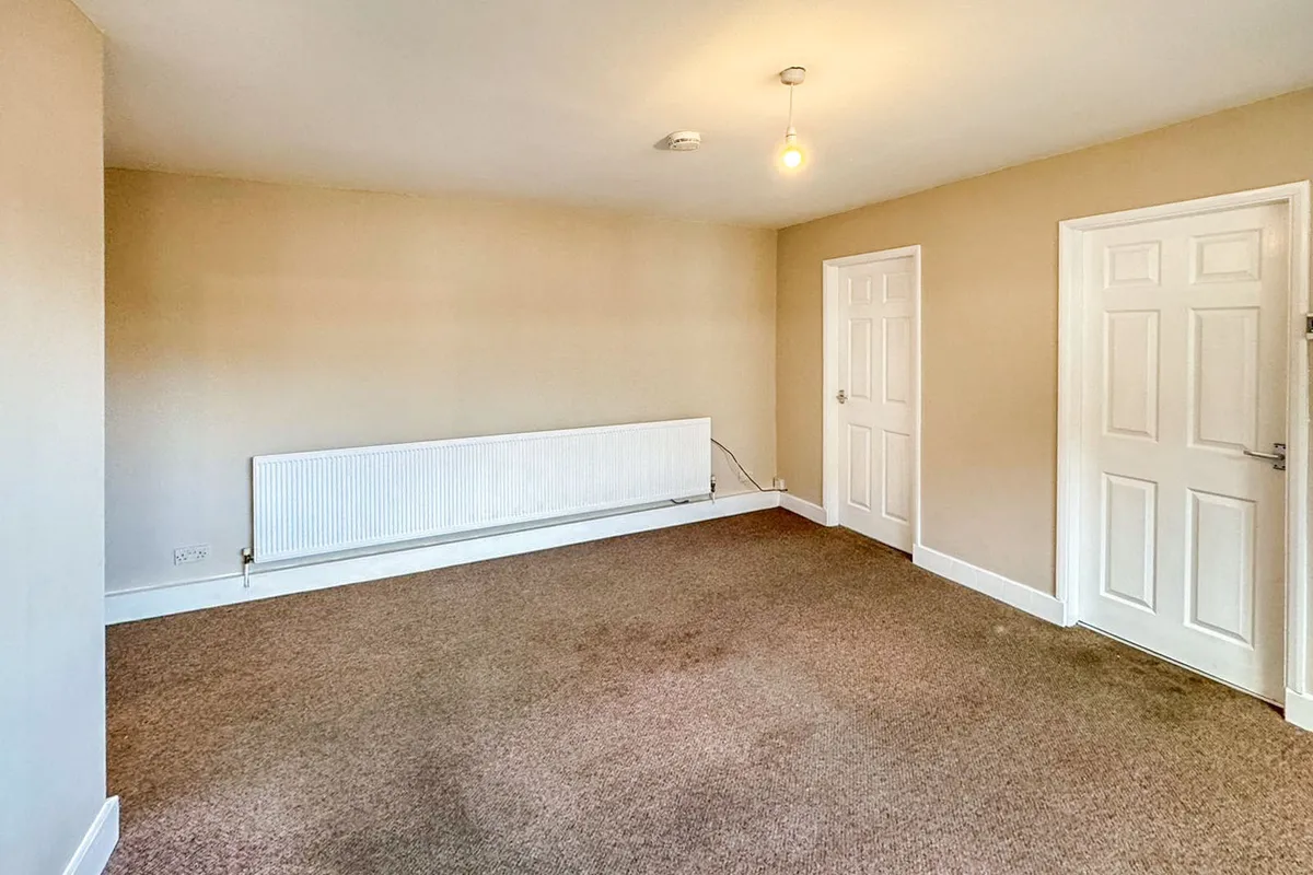 Flat Laburnum Drive in West Lindsey