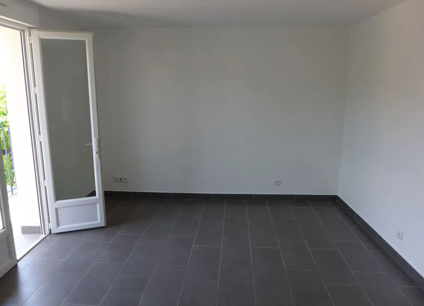 Flat Villa de l'Union in Montreuil