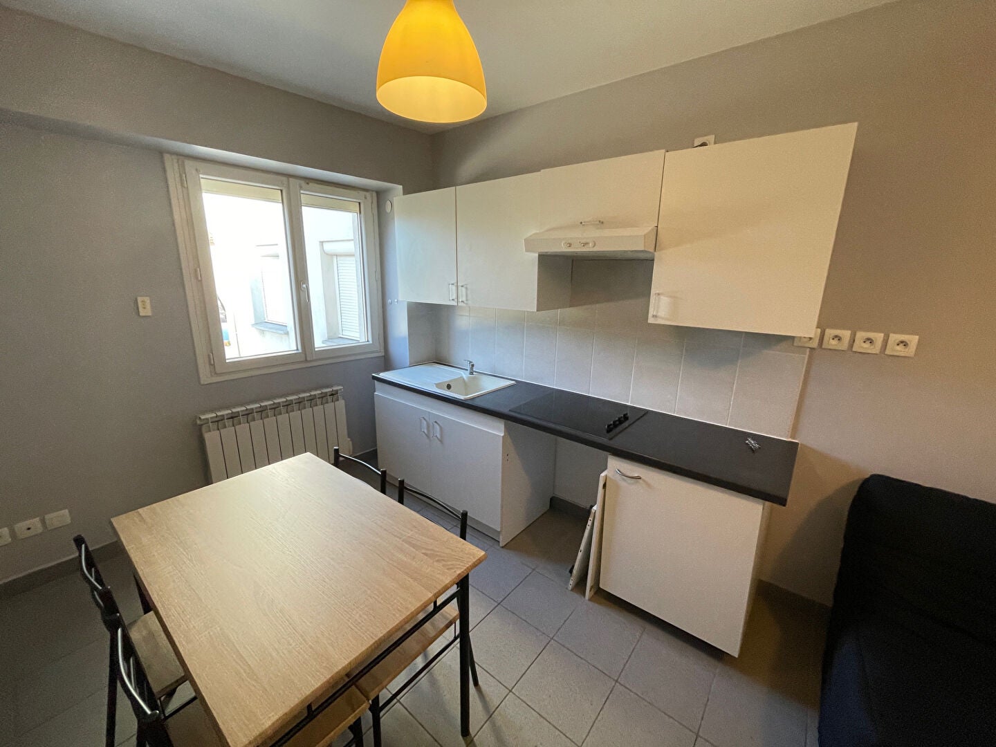 Flat Rue du Port in Anthon