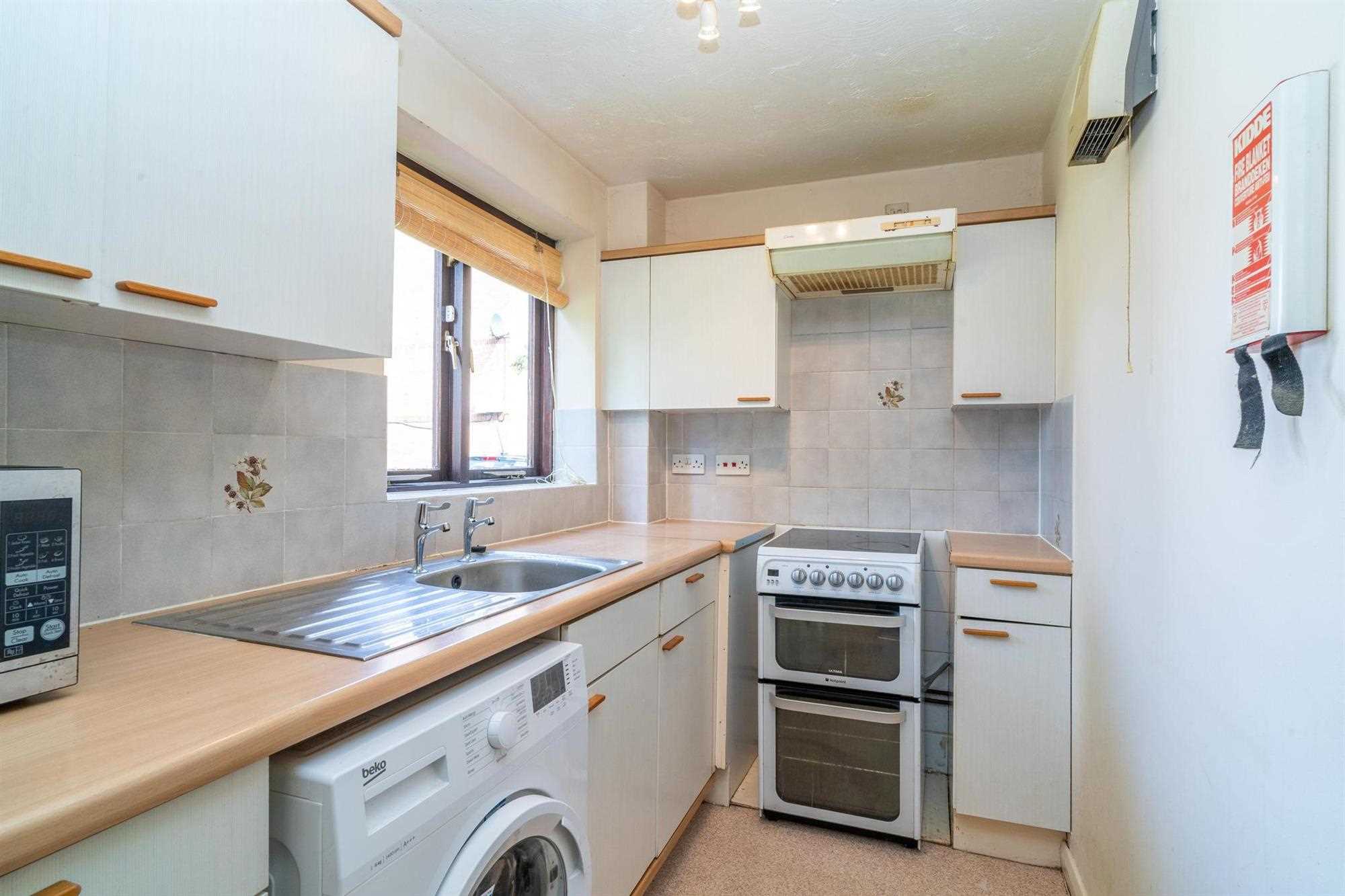 Flat Booth Road in Greater London