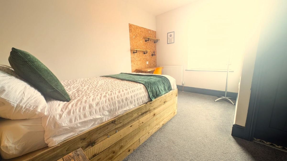 Room Eleanor Street in Grimsby