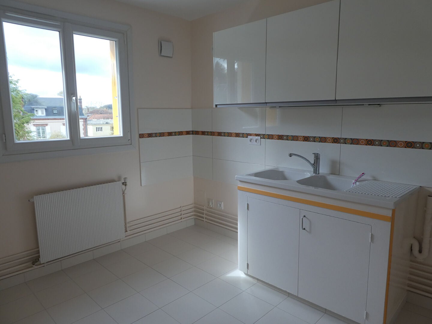Flat Rue des Ruisseaux in Arcisses