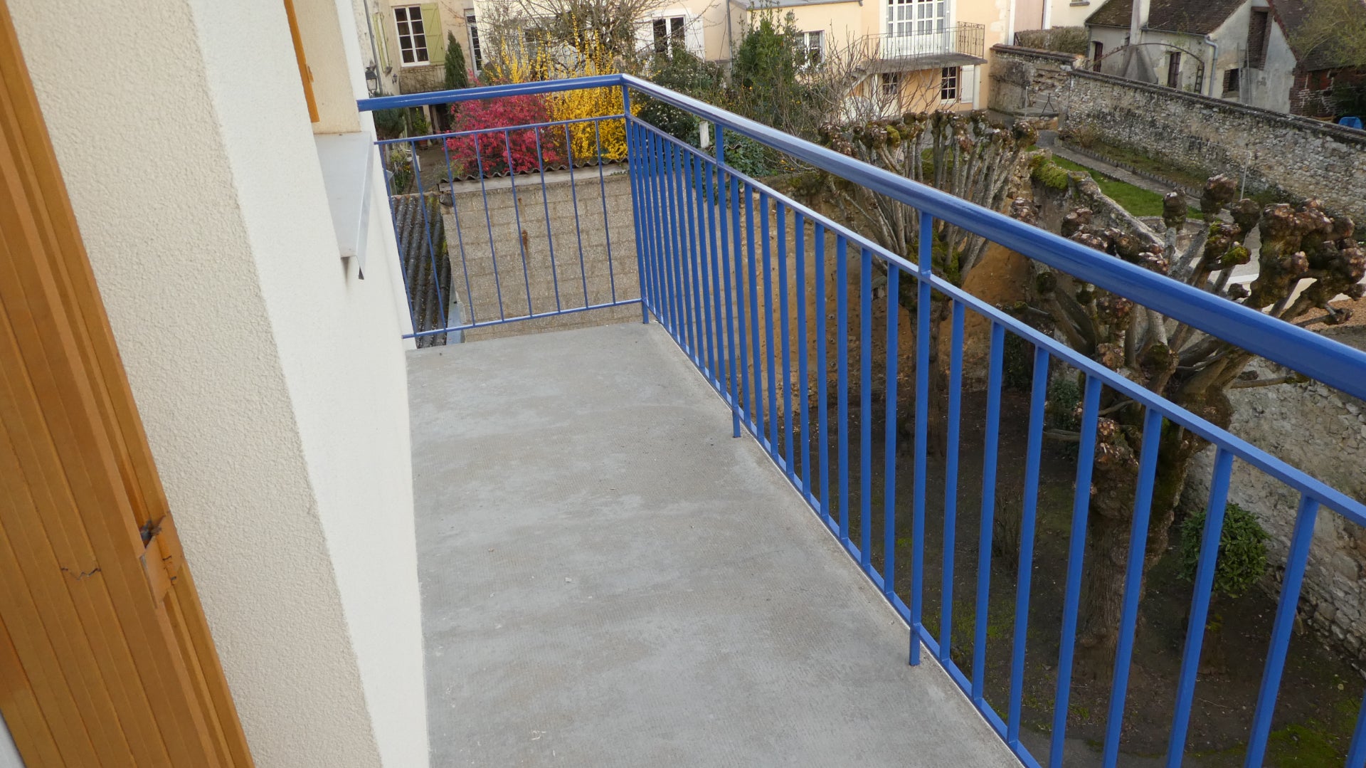 Flat Rue des Ruisseaux in Arcisses