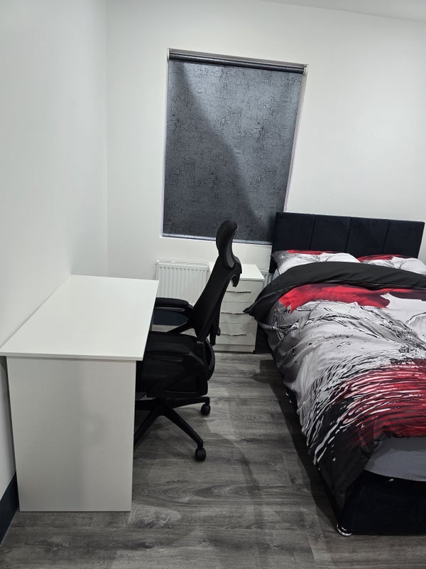 Room High Street in Swanley