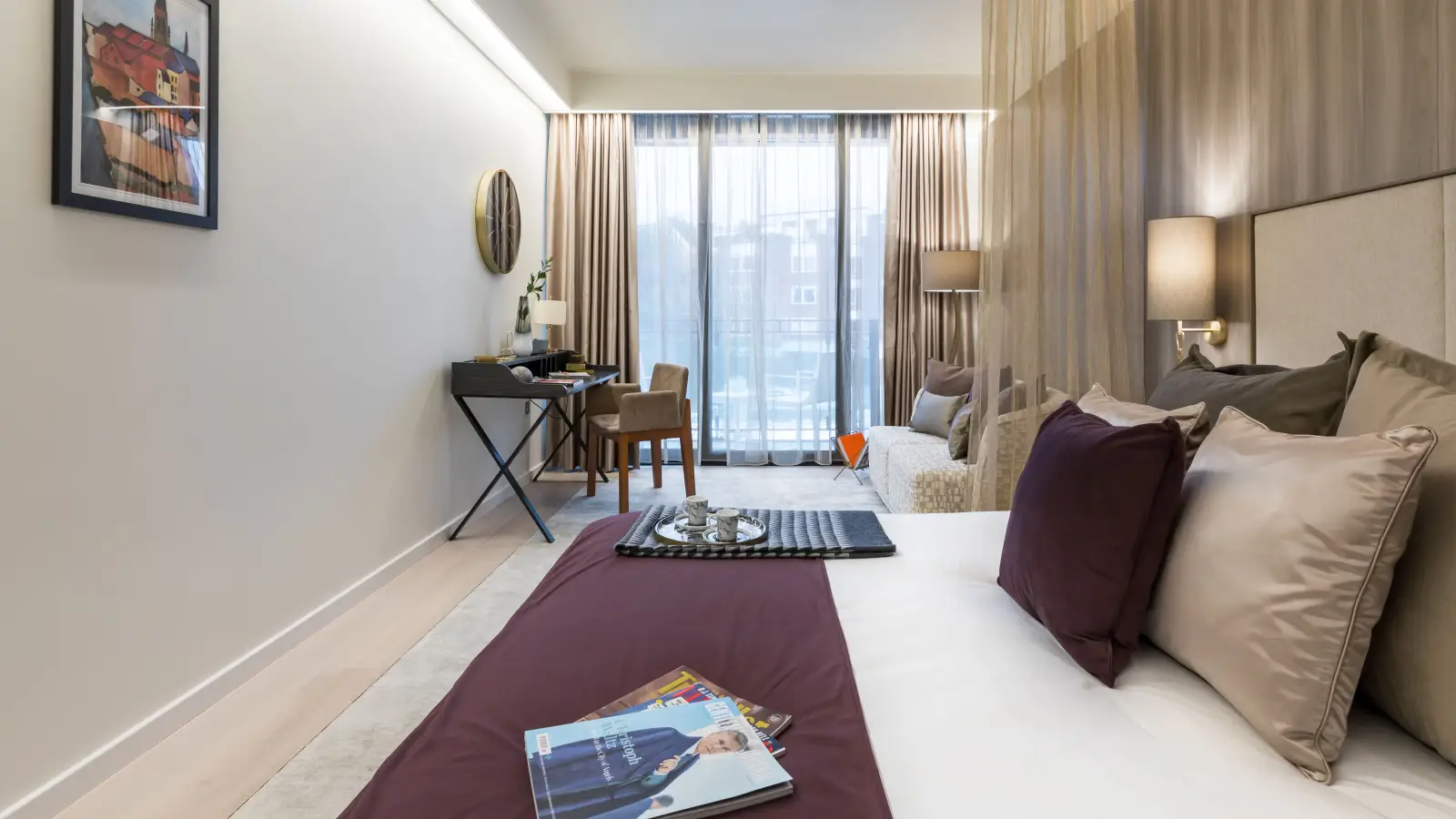 Flat Canfield Gardens in Greater London