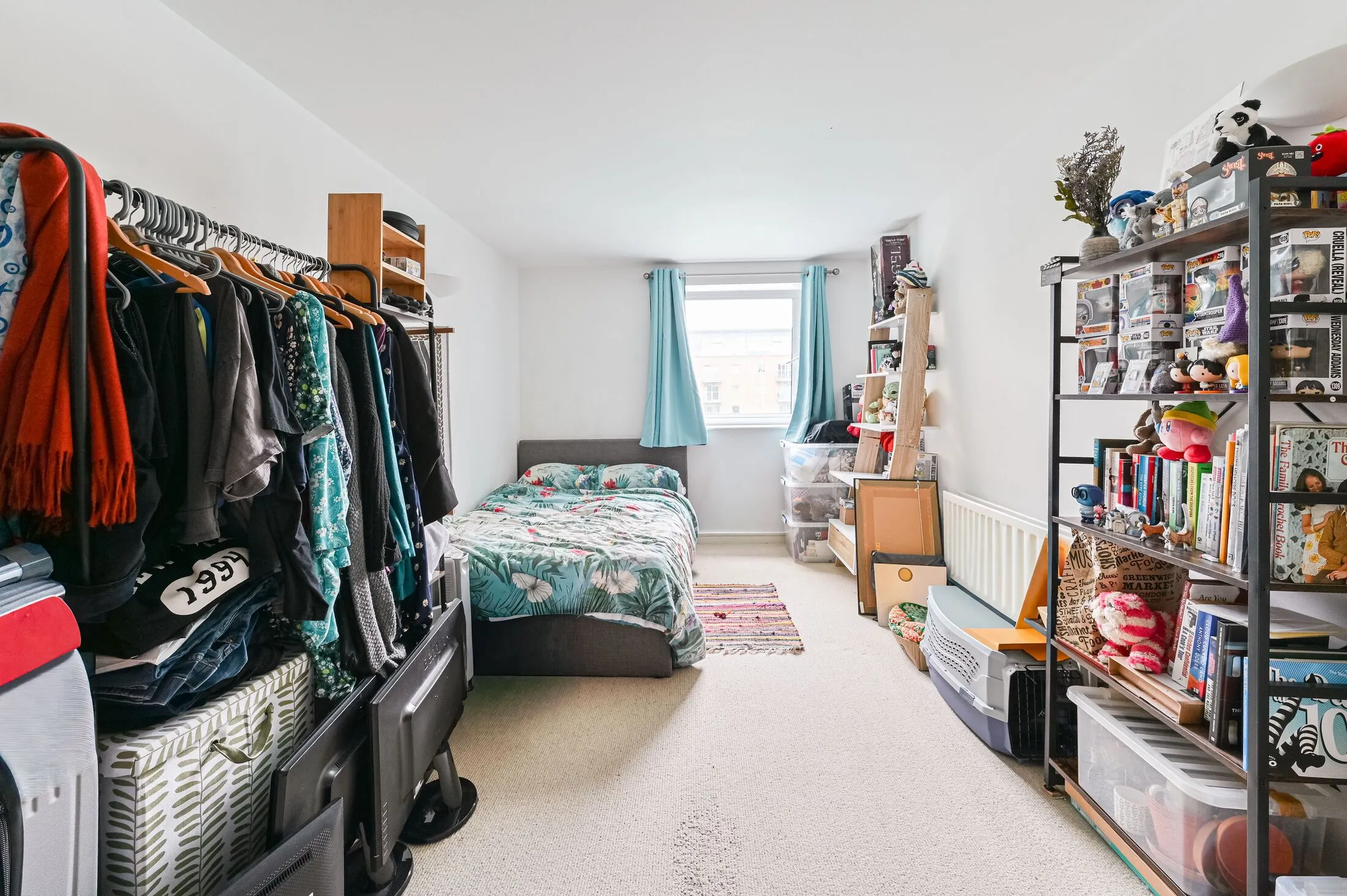 Flat Argyll Road in Greater London