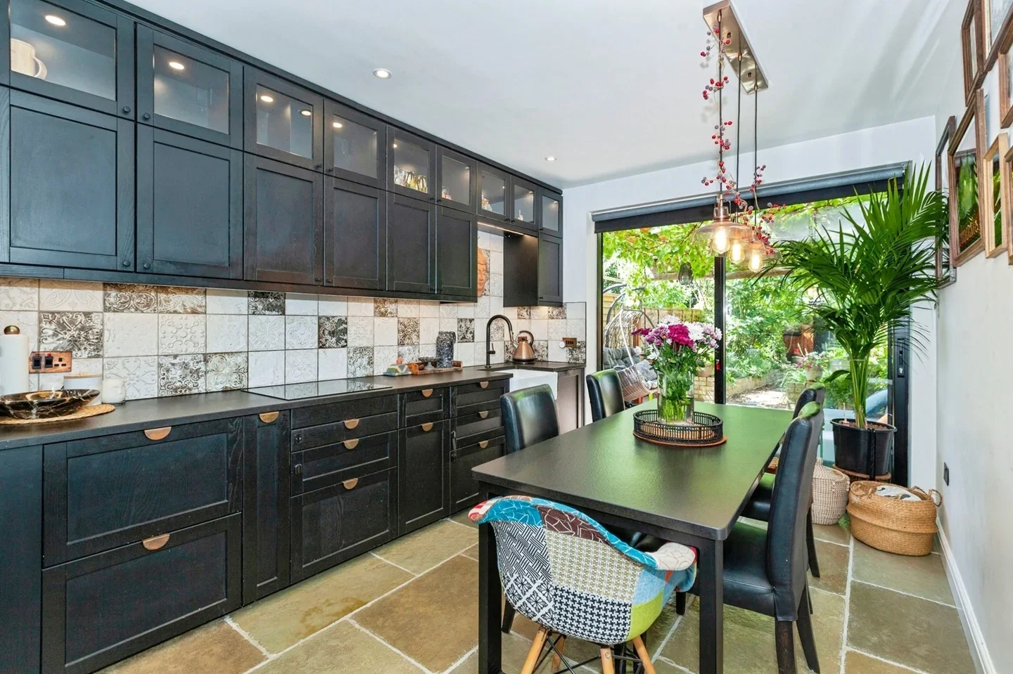 House Mansion Lane in Richings Park