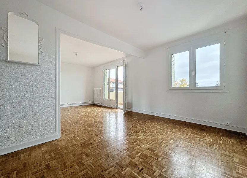 Appartement Rue du Docteur Marc Bouvat à Guilherand-Granges