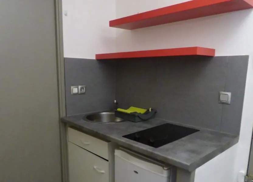 Appartement Rue Armand Coussens à Nîmes