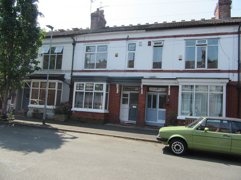 House Whalley Avenue in Manchester